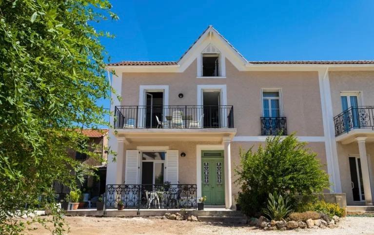 Appartement Remarquable T3 Proche Plages *